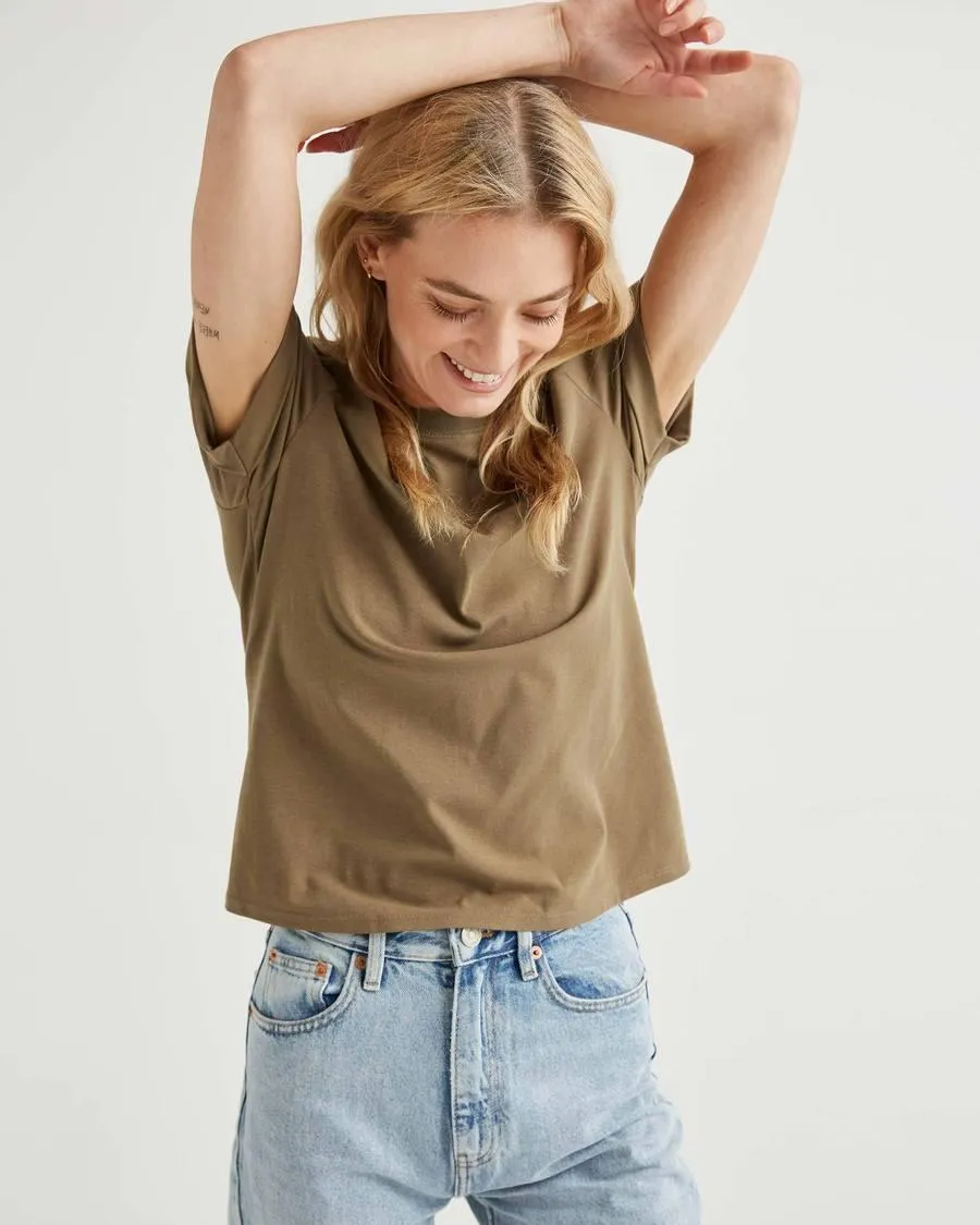 Fitted Tee (Cub)